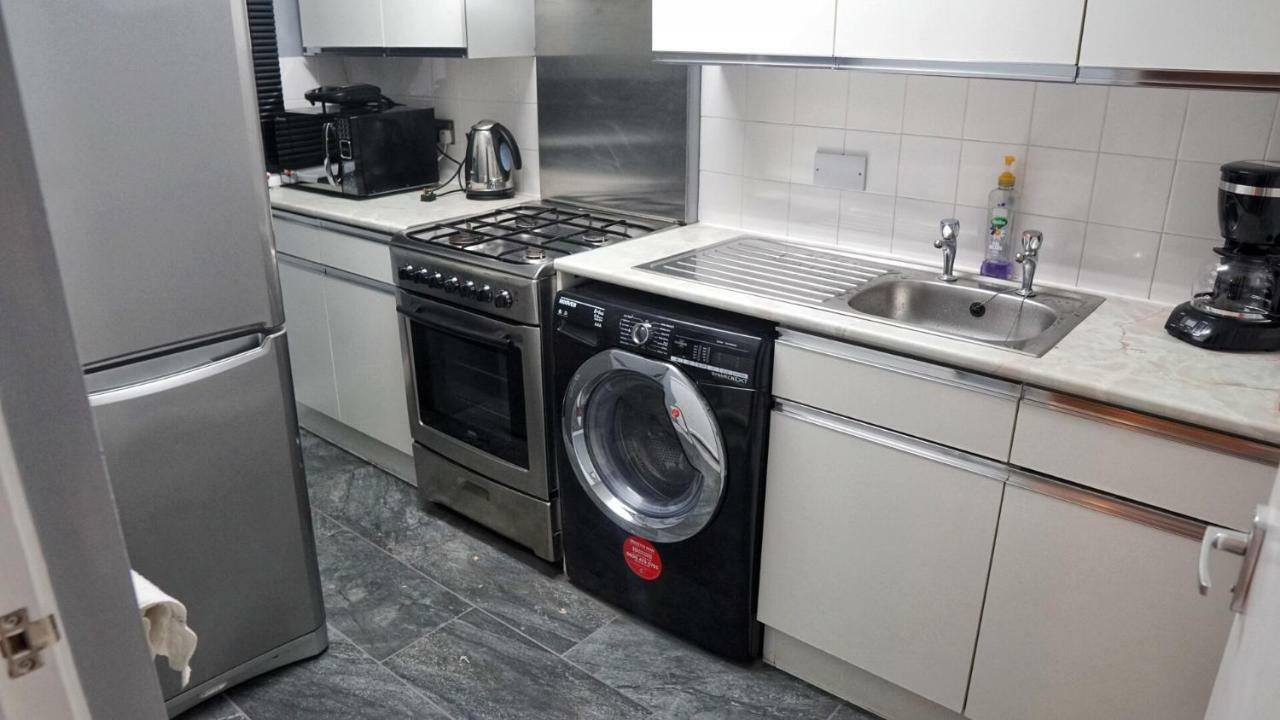 North London Apartment - Edmonton Exterior foto